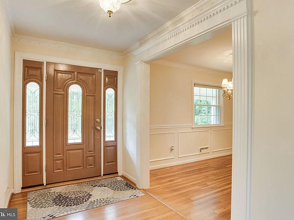 5th image of 3314 Rose Ln