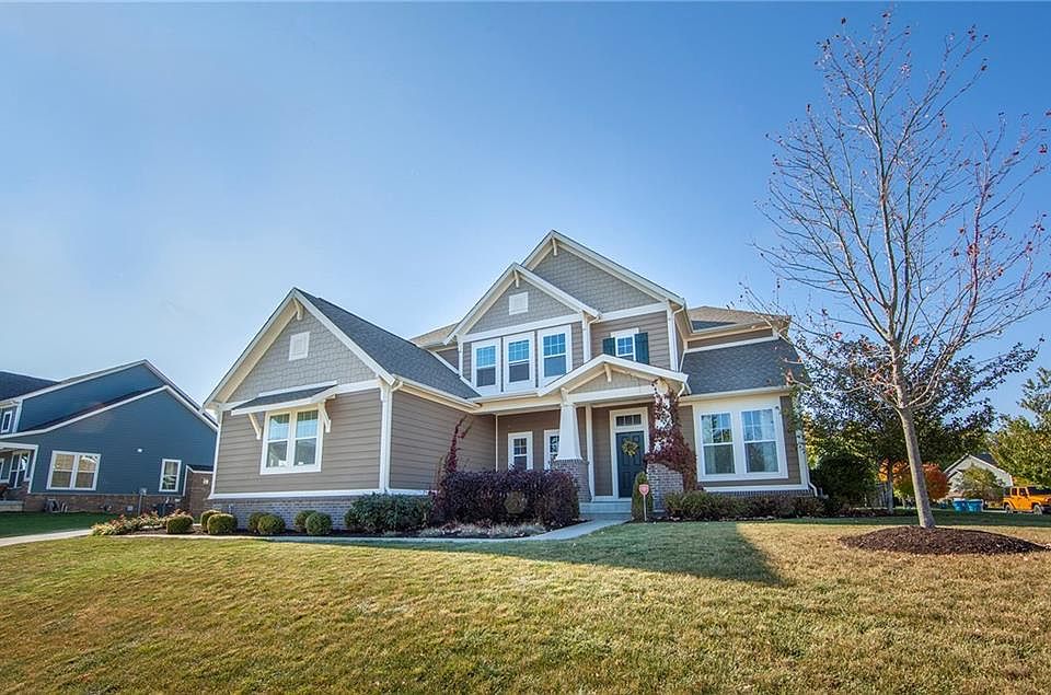 1st image of 16769 Meadow Wood Dr