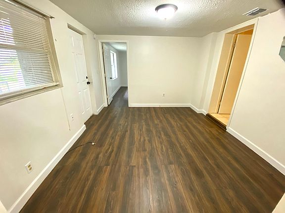 3rd image of 515 N Boundary Ave #4