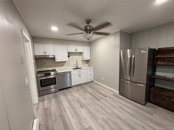 42 Maple Ave #2