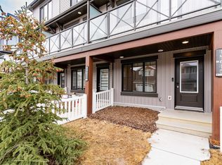 19615 28th Ave NW, Edmonton, AB T6M 0X2