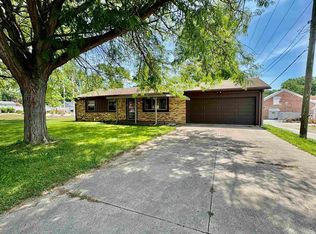 109 S Main St, Warren, IN 46792