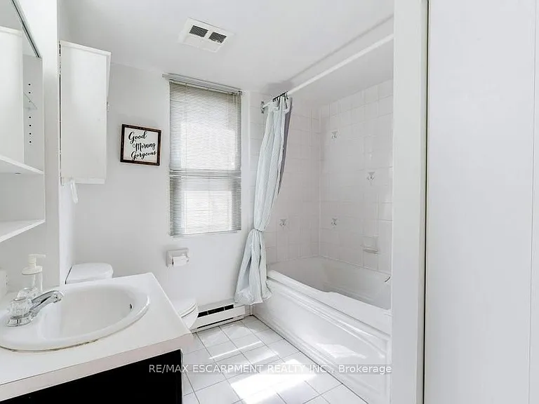 175 Hunter St E #207 — Photo 14