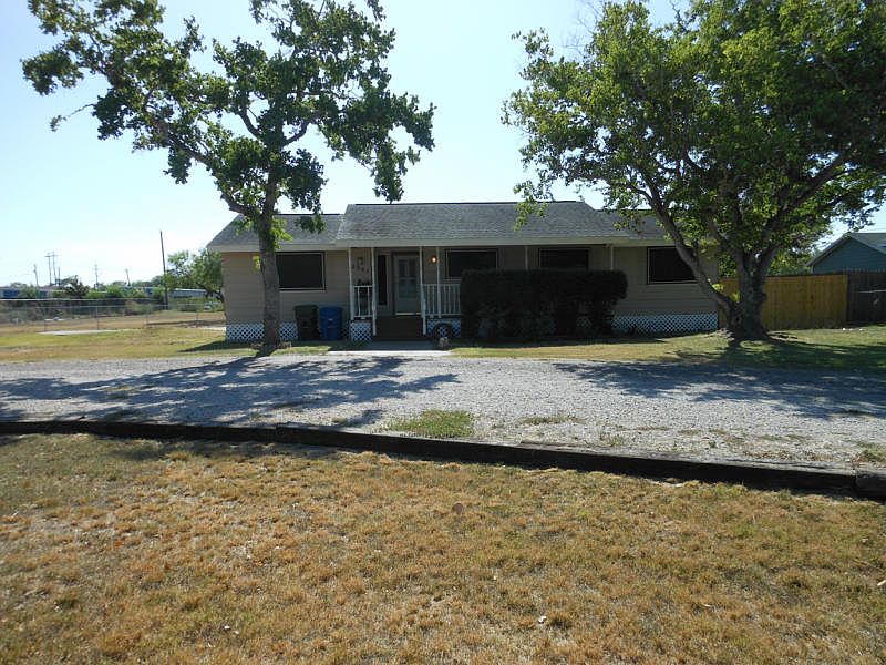 1st image of 2901 E Harrington Dr