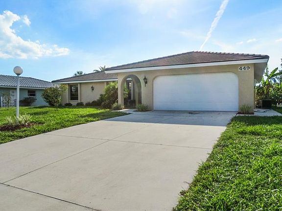 3rd image of 449 Rubens Dr E