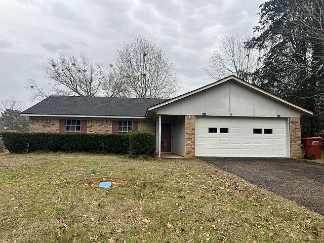 1st image of 205 Norris Dr
