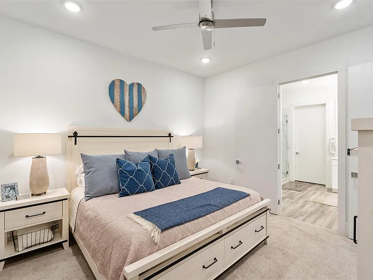 199 Waterpoint Ct #208 — Photo 4