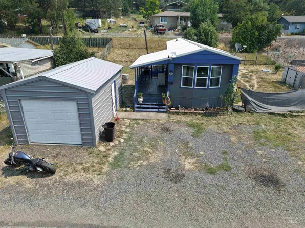 110 N Front Rd, Kamiah, ID 83536