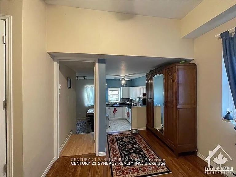 450 Maclaren St #8 — Photo 8