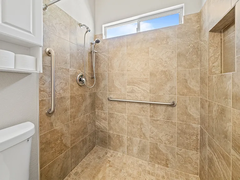 9588 Ensworth St — Photo 25