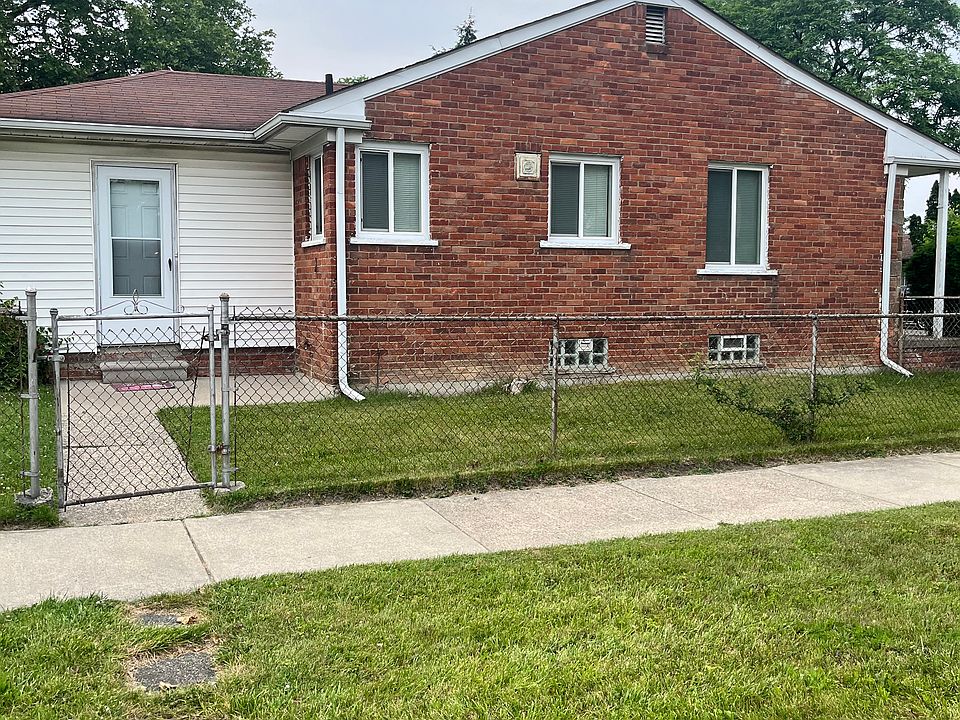 1st image of 24601 Kenosha St