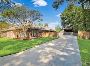 2767 Peachtree Ln, Zachary, LA 70791