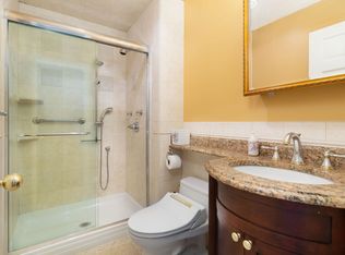112 Cottonwood St, Jersey City, NJ 07305