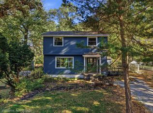 4100 Long Leaf, Commerce Township, MI 48382