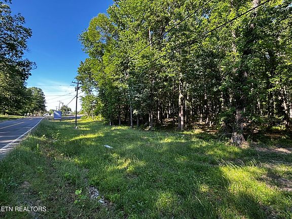 5th image of Lakeview Ln #304