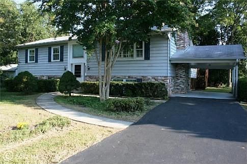 1st image of 10112 Oxford Ct
