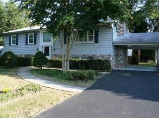 10112 Oxford Ct, Nokesville, VA 20181