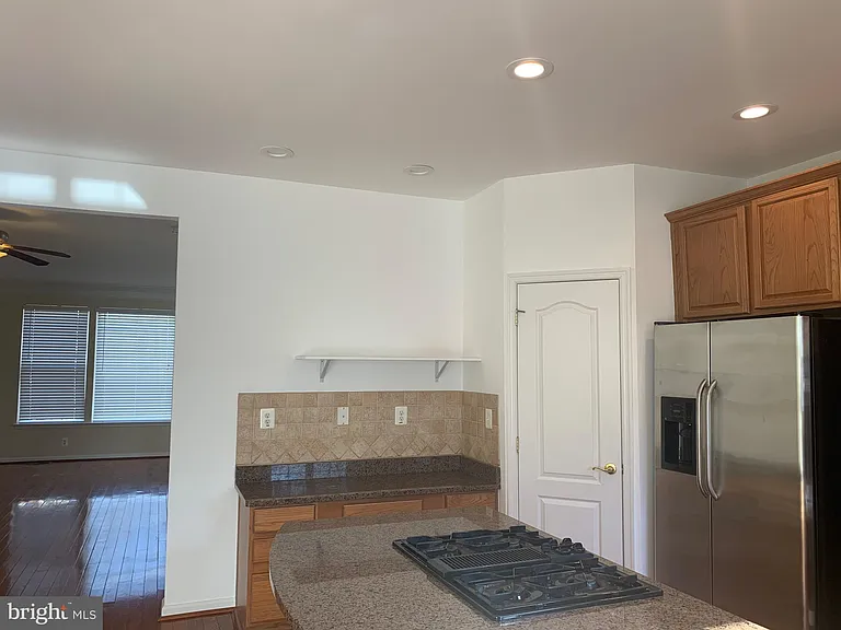 9793 Corbett Pl — Photo 7