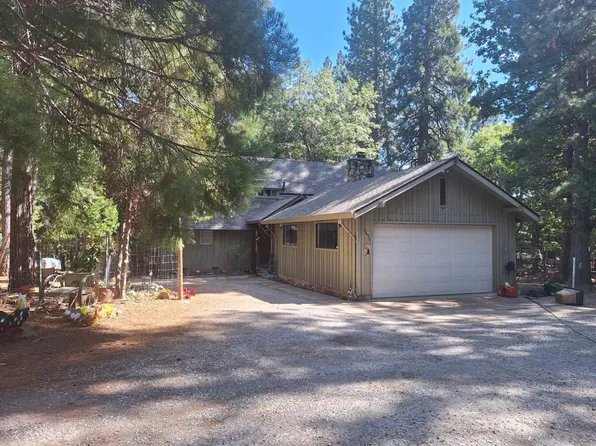 5695 Juarez Rd, Pollock Pines, CA 95726