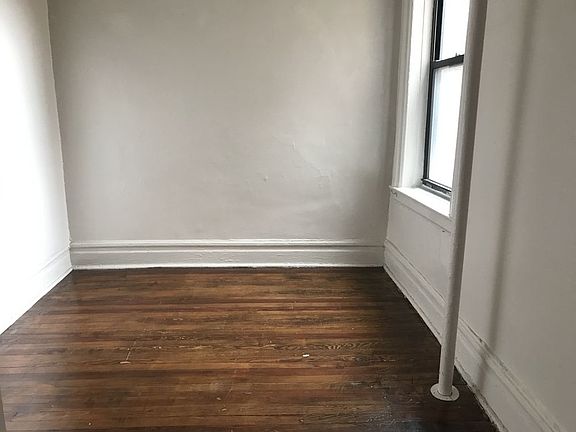 2nd image of 2436 41st St APT 12
