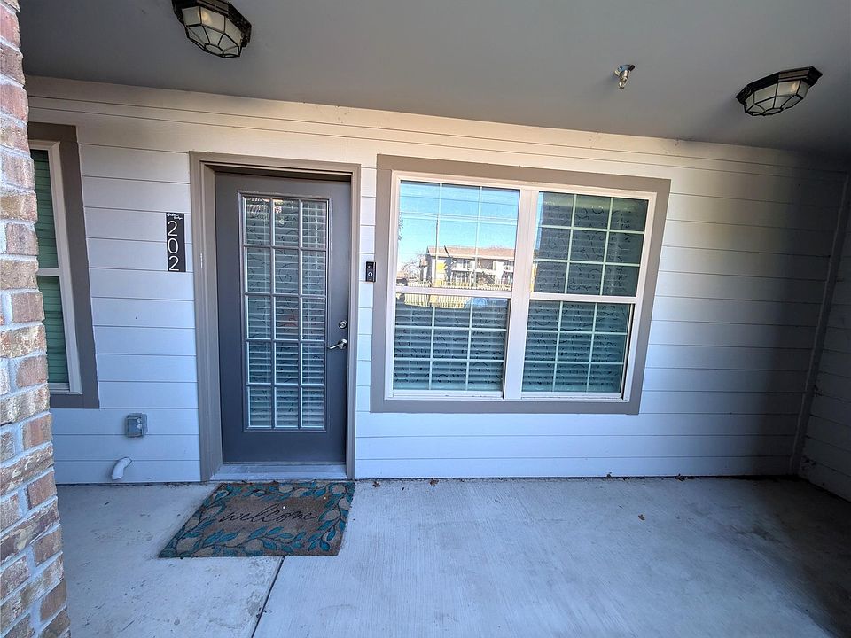 1st image of 6108 Abrams Rd APT 202