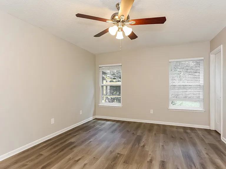 11970 Canterwood Dr — Photo 12