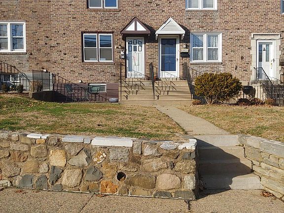 2nd image of 2415 Bond Ave