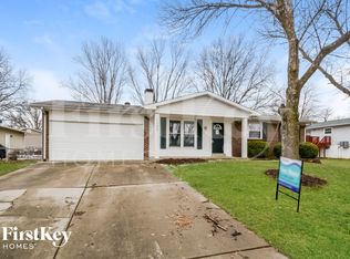1224 Yorktown Dr, Saint Charles, MO 63303