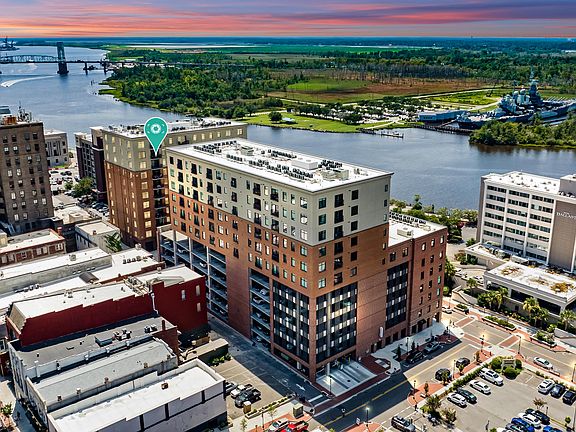 4th image of 240 N Water Street #1255