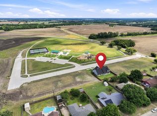 512 Bandera Dr, Howe, TX 75459