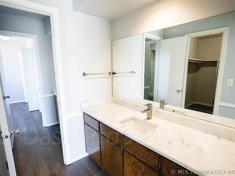 5104 S 75th East Ave — Photo 44