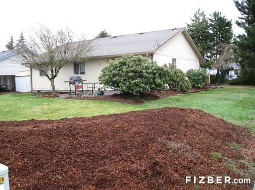 2nd image of 10715 NE 75th St