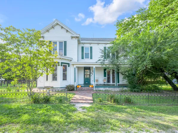 1253 Millersburg Rd, Paris, KY 40361