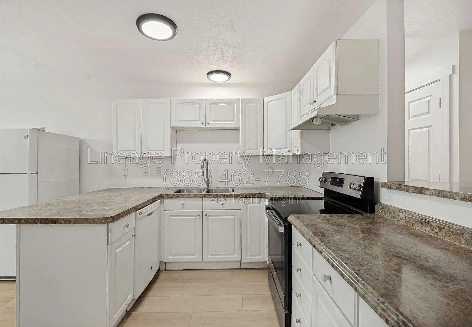 3 bed, 2.0 bath, 1450 sqft, $2,200 — Photo 3