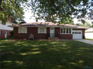 402 Walnut St, Archbold, OH 43502