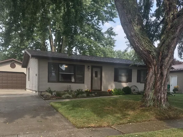 211 E Jefferson St, Westville, IN 46391