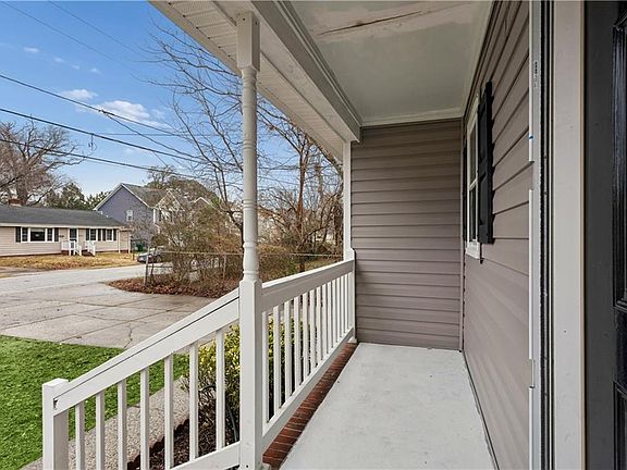 3rd image of 118 Groome Rd