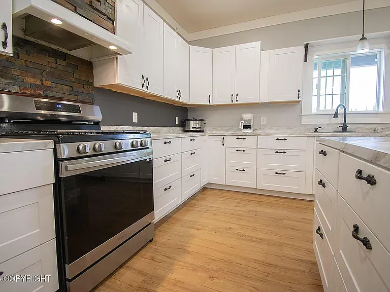 29373 Canoe Ave E — Photo 2