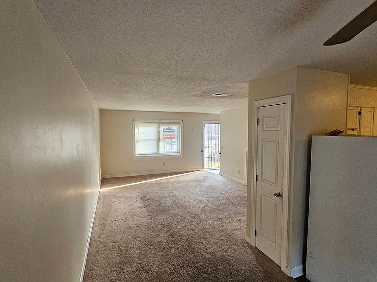 1801 Tall Pines Cir — Photo 2
