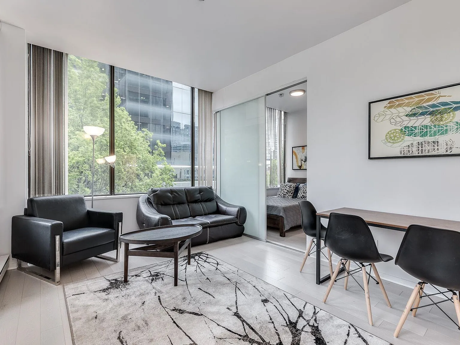 2 bed, 600 sqft, $2,990 — Photo 2