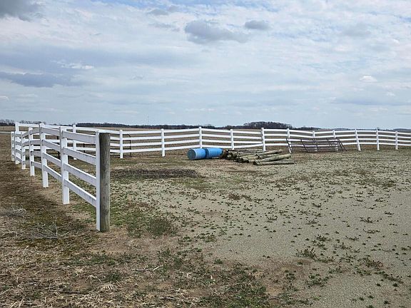 4th image of 0 Neil East Rd E