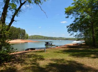 10005 Bayview Ct, Seneca, SC 29672