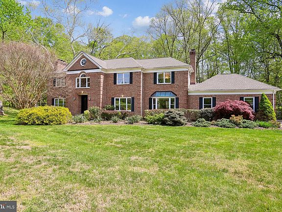 3rd image of 12321 Rivers Edge Dr
