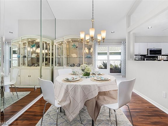 5th image of 9139 Palm Island Cir