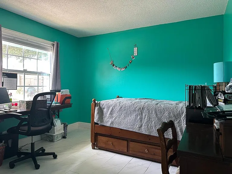 818 Mendoza Dr — Photo 37