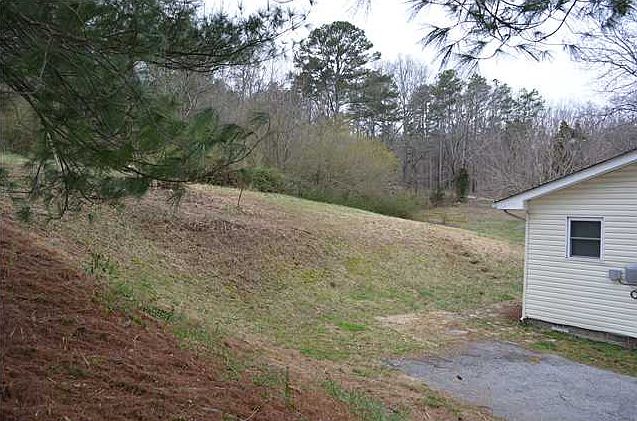 2nd image of 8424 Pine Ridge Rd