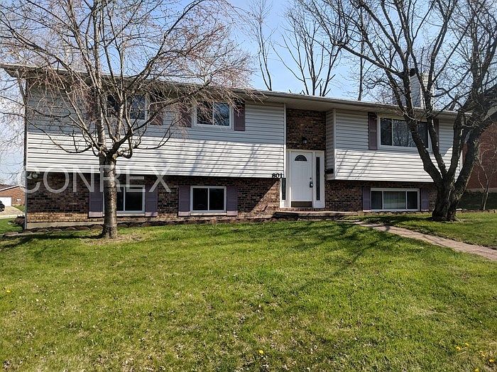 1st image of 801 Victoria Dr