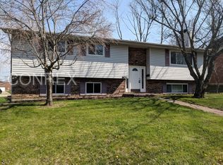 801 Victoria Dr, Franklin, OH 45005