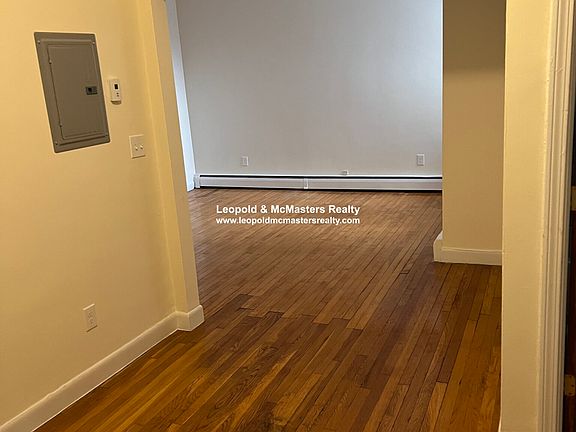 3rd image of 69 Brighton Ave #4
