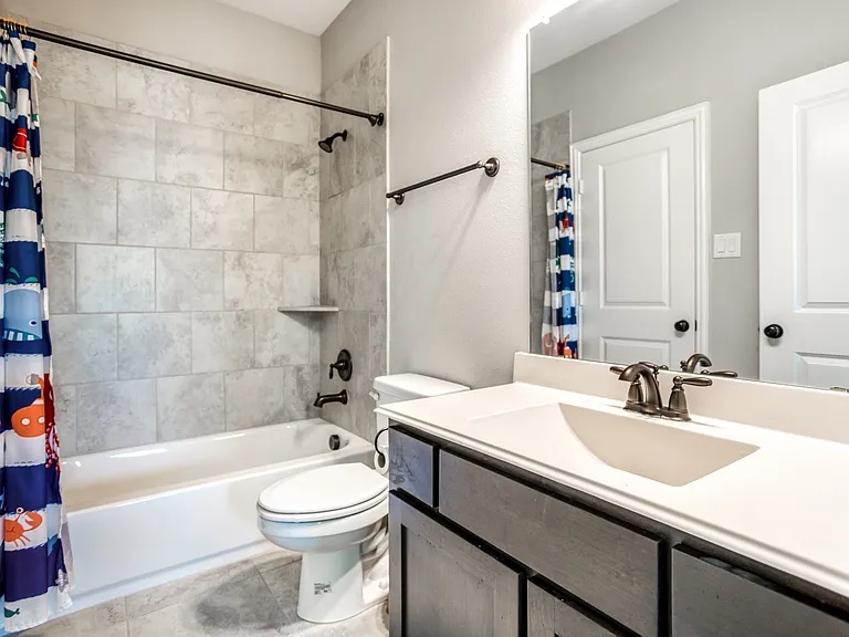 1208 Logan Trl — Photo 26